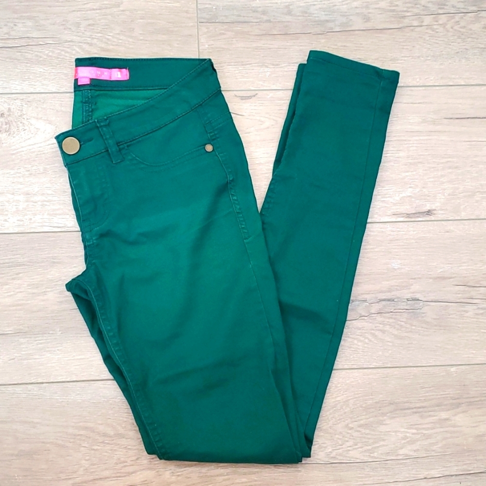 Green skinny jeans